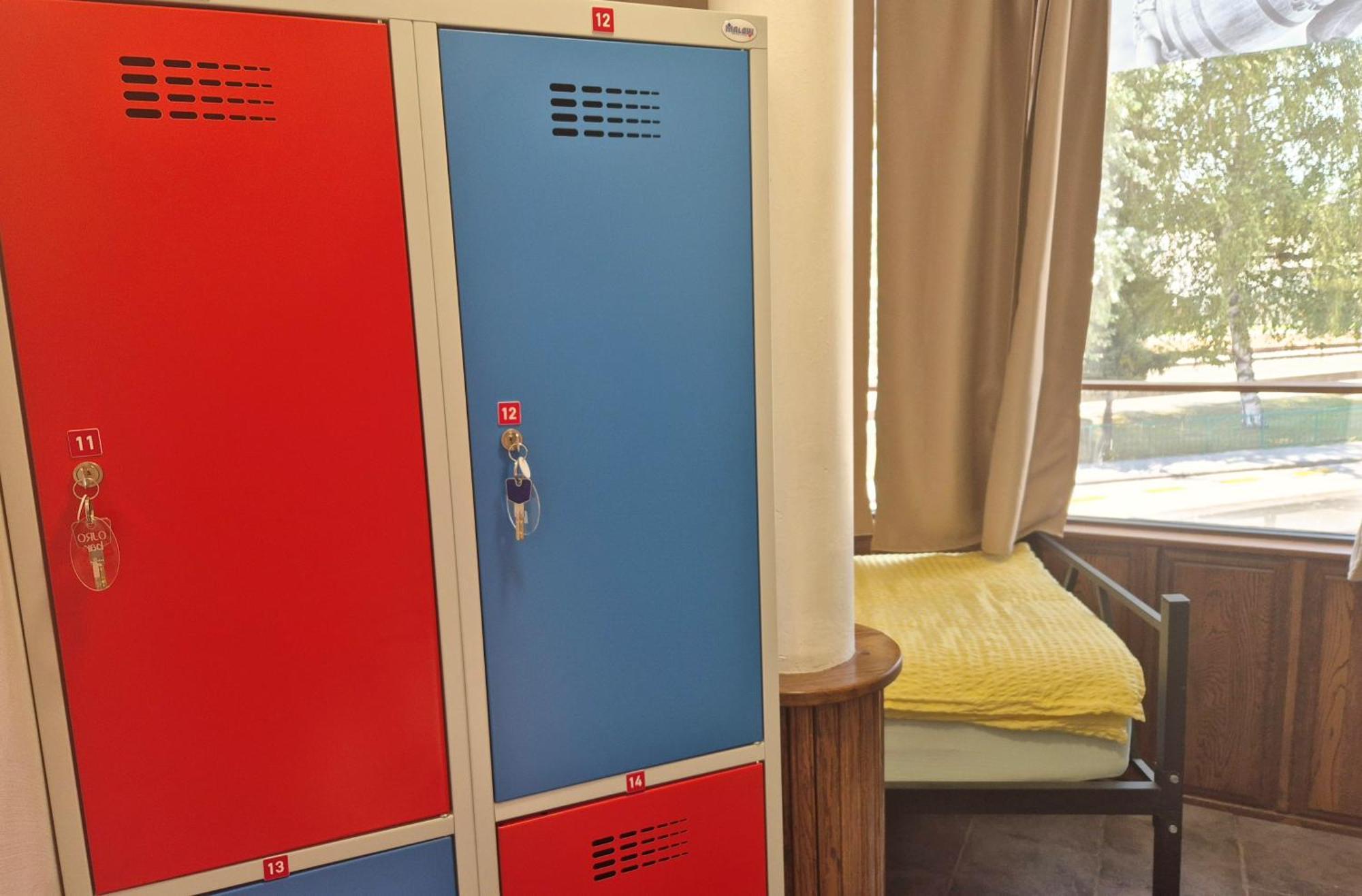 Bled Lesce Station Rooms And Beds Εξωτερικό φωτογραφία
