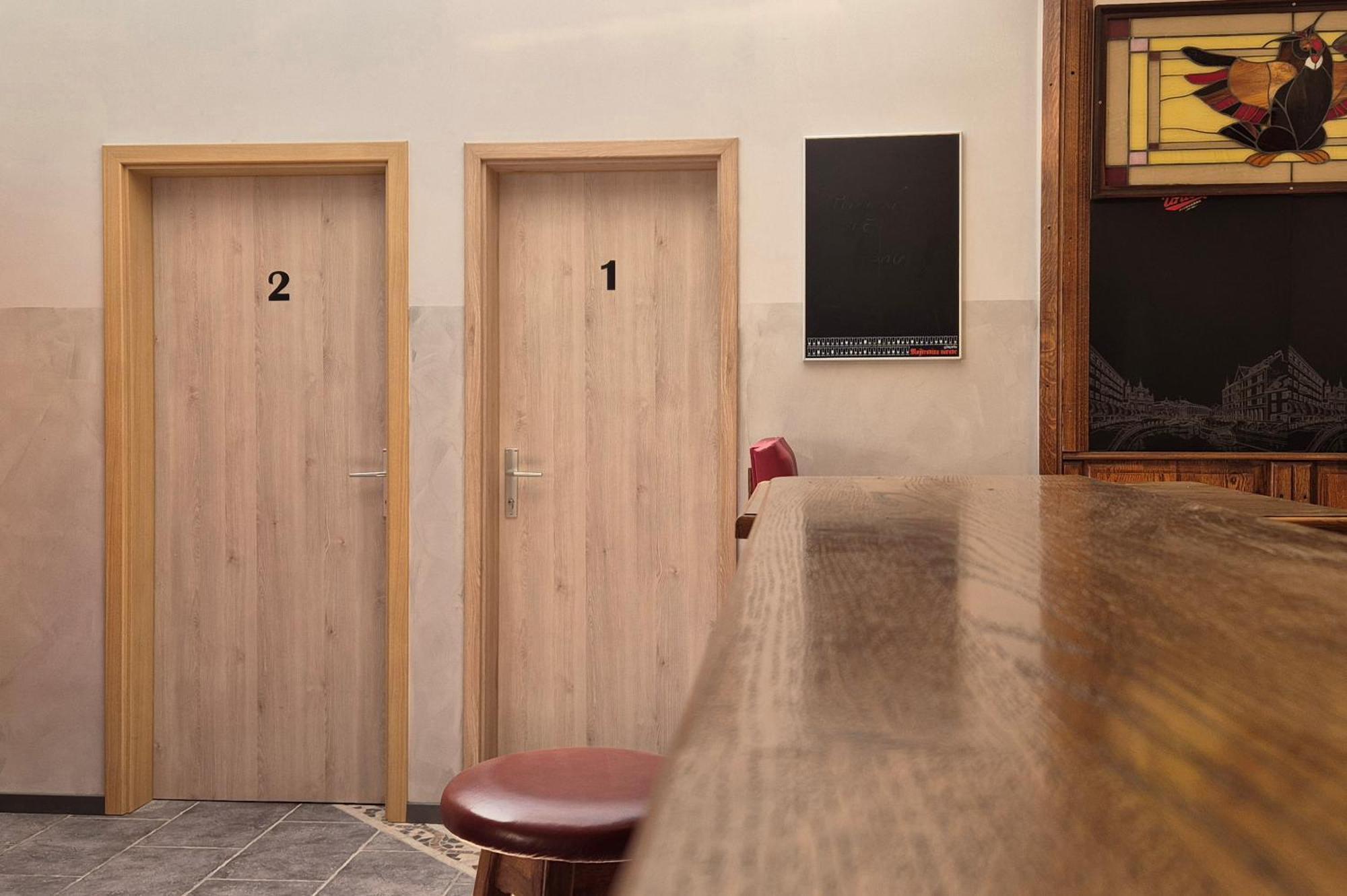Bled Lesce Station Rooms And Beds Εξωτερικό φωτογραφία